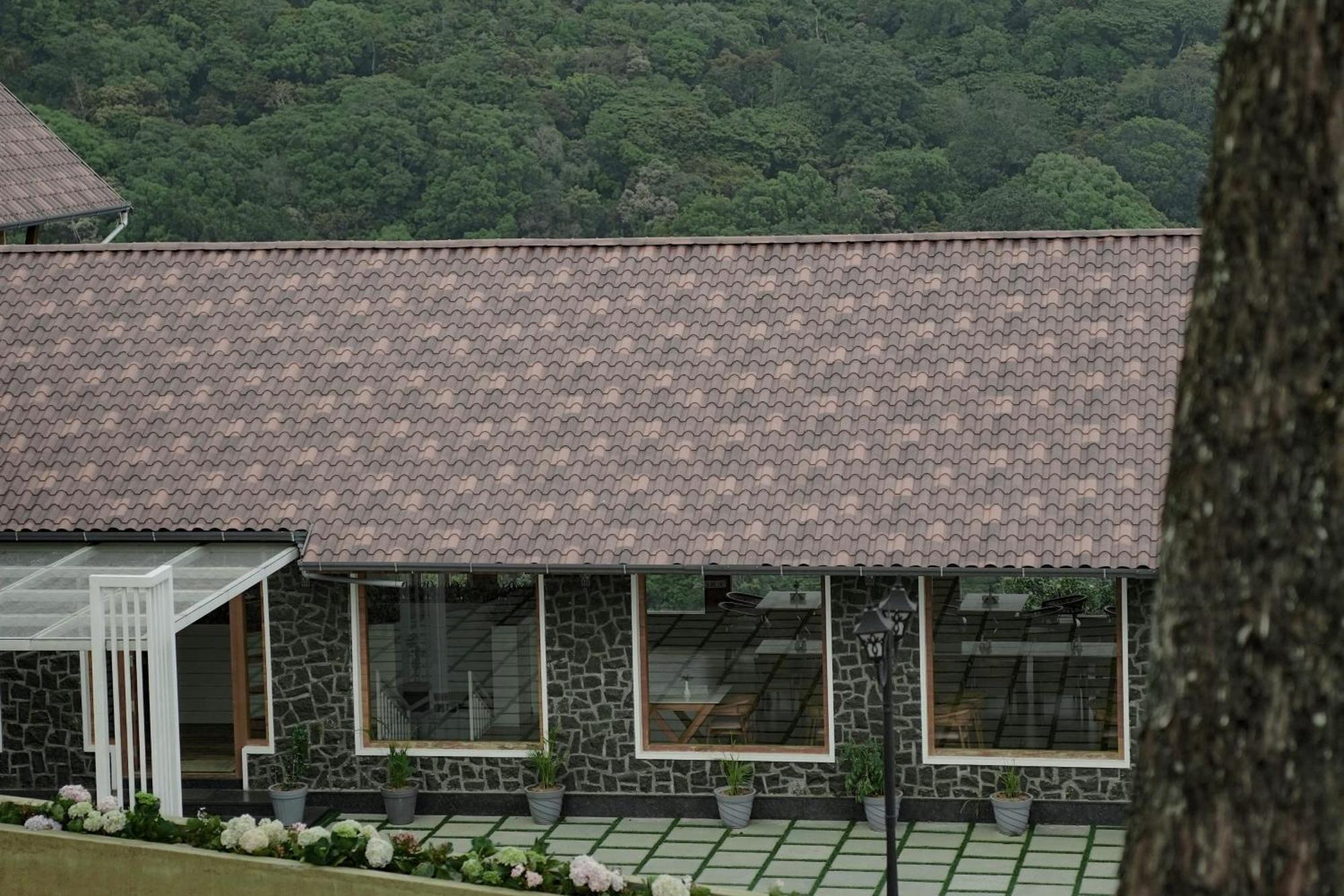 Hotel The Teatree Munnar Suryanelli Exterior foto