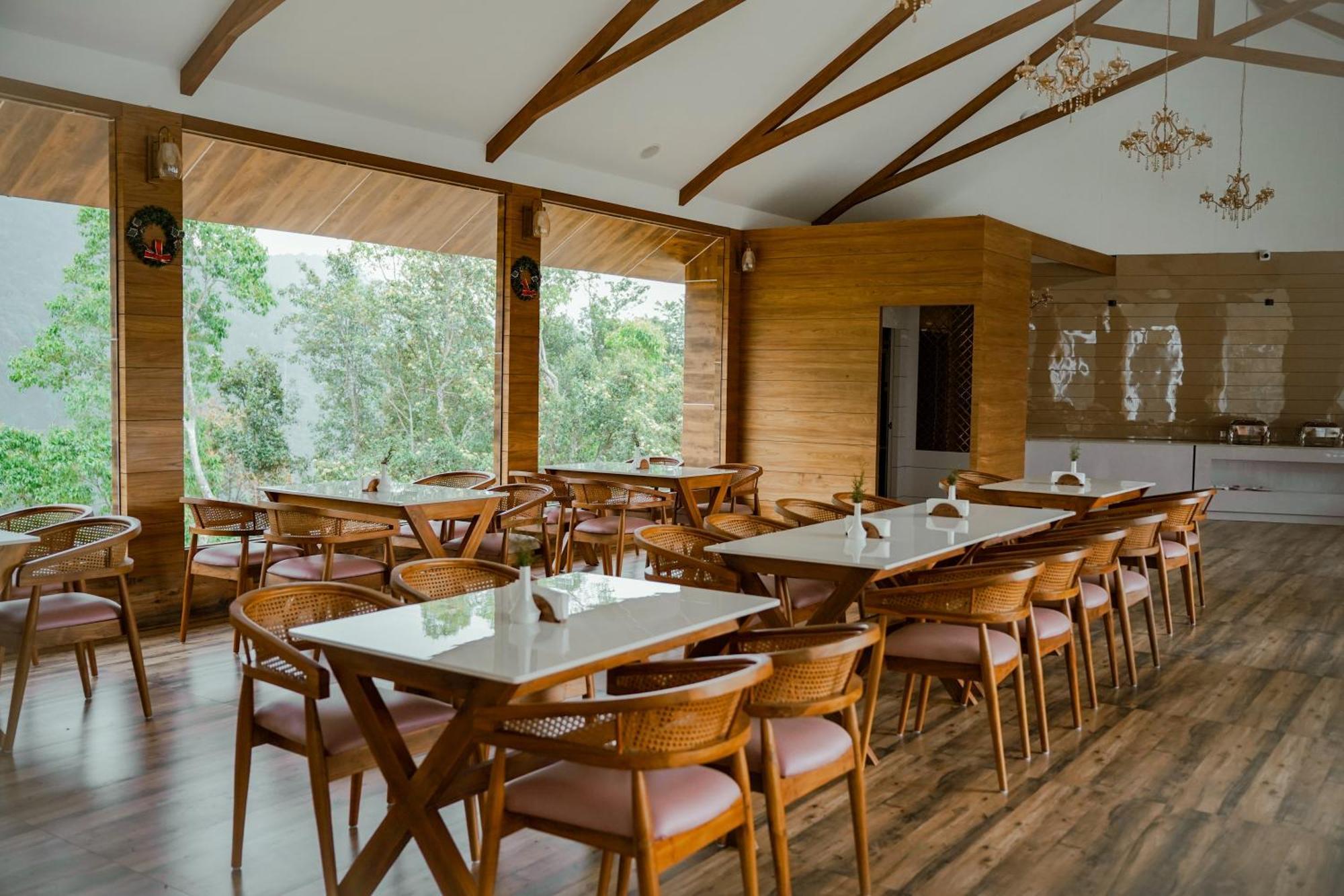Hotel The Teatree Munnar Suryanelli Exterior foto
